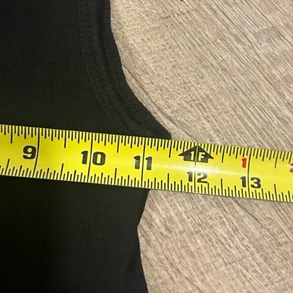 YoungLA Men’s Tank Large - Picture 5 of 5